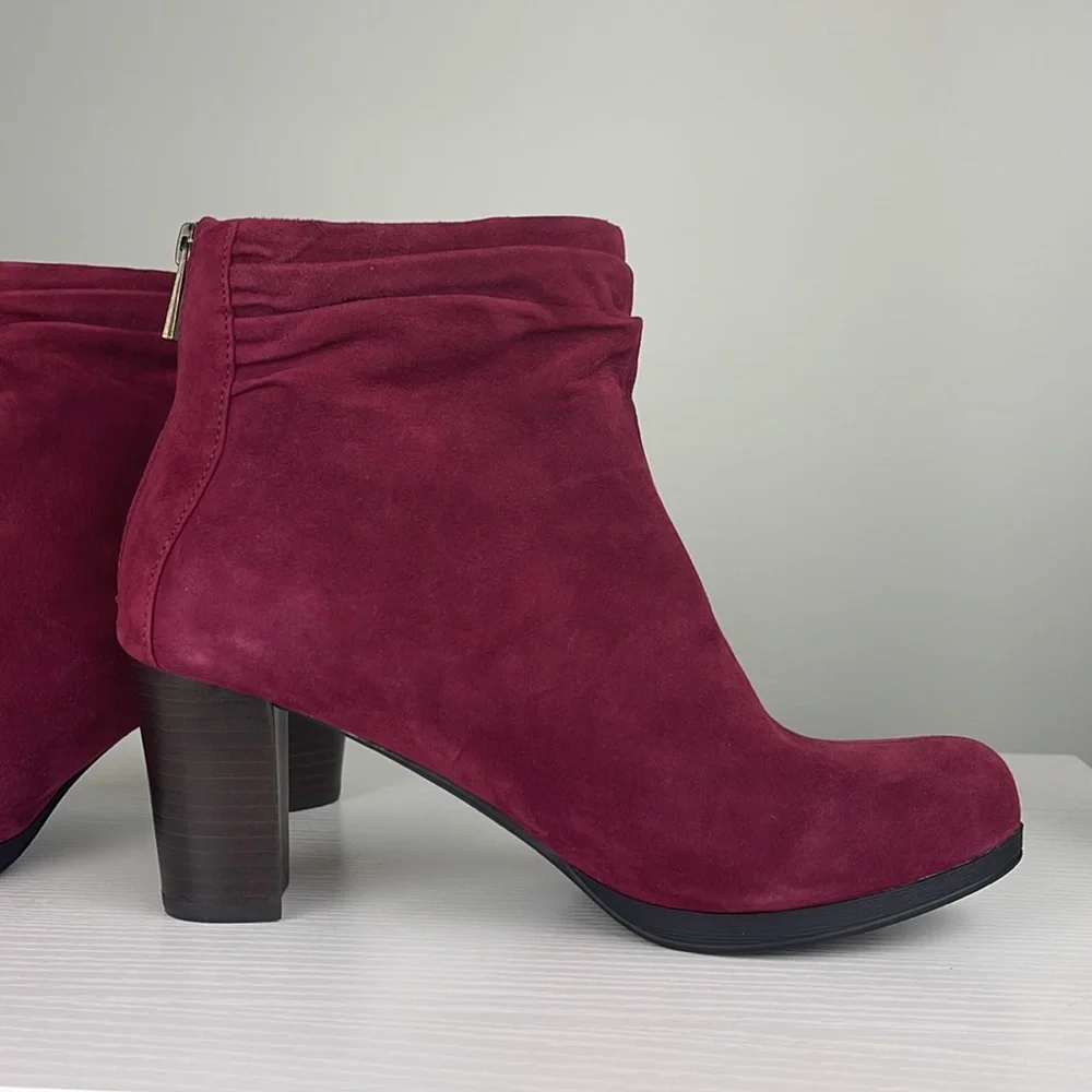 Bella Vita Wine 3” Bootie Ladies Size 7.5 Extra Wide